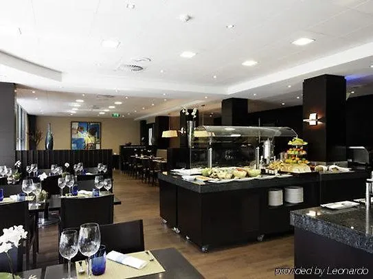Отель Nh Amsterdam Schiphol Airport Хоофддорп 4*,