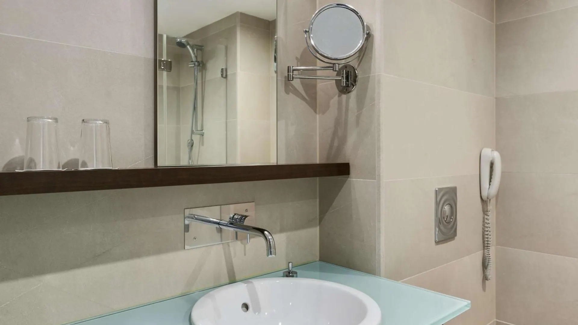 Nh Amsterdam Schiphol Airport Hotel Hoofddorp Holland