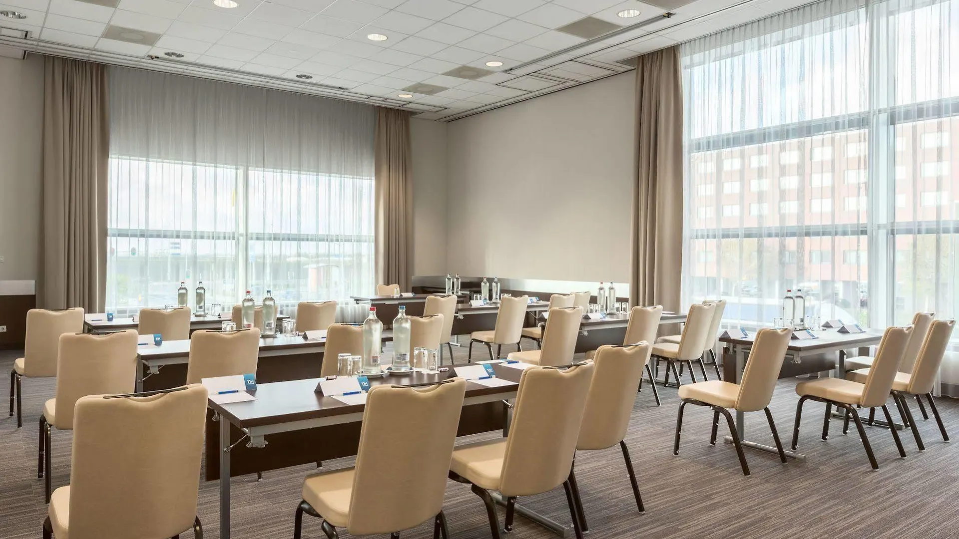 Nh Amsterdam Schiphol Airport Hotel Hoofddorp 4*,  Holland